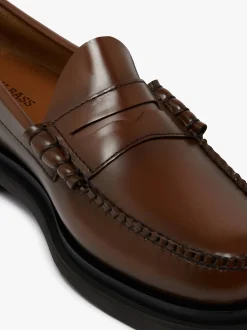 New Weejuns Larson Step Penny Loafers Mid brown leather Penny Loafers